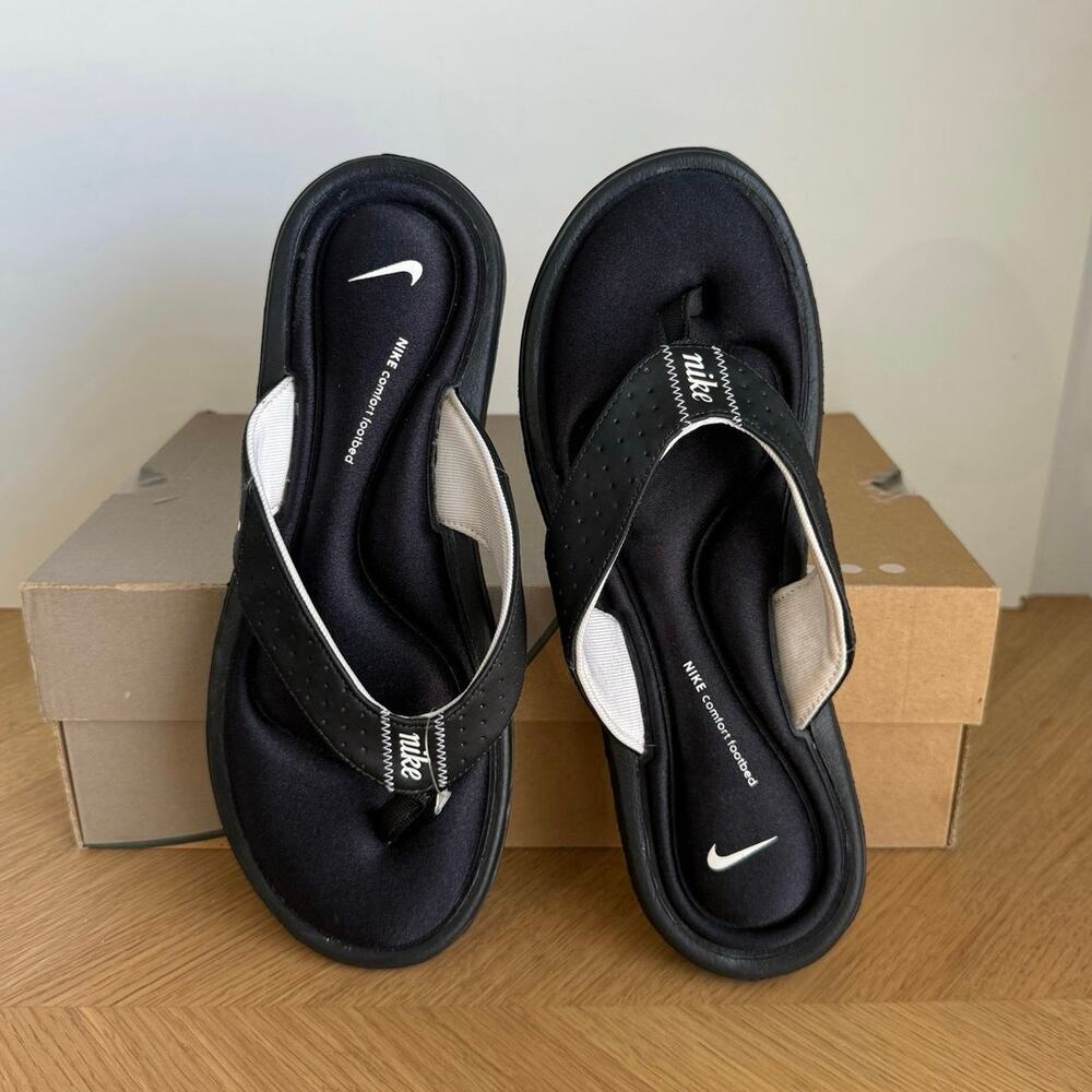 Nike Ultra Comfort Footbed Black/White Women Slides Flip Flops- SZ 9